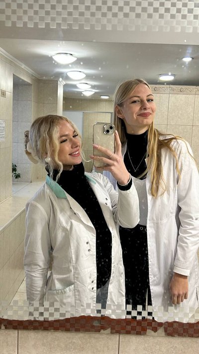 "Їду в автобусі — проходжу тести". Історія дівчат-близнят, які здали НМТ на 200 балів "Їду в автобусі — проходжу тести". Історія дівчат-близнят, які здали НМТ на 200 балів