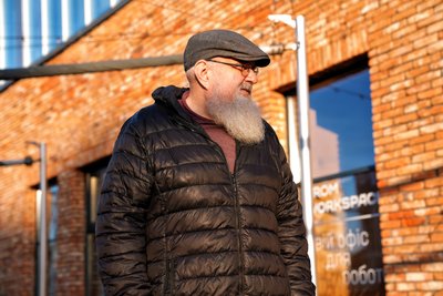 Олег Ущенко, Франківськ, книга, Миколай Олег Ущенко, Франківськ, книга, Миколай