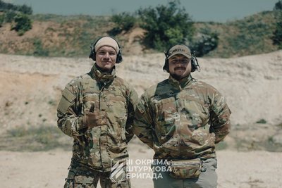 "Ми одна велика родина". У Сумах 3 штурмова бригада інформує про можливості приєднання "Ми одна велика родина". У Сумах 3 штурмова бригада інформує про можливості приєднання