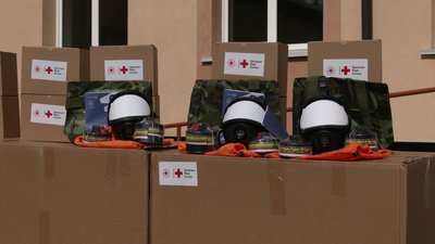 Протигази на понад 9,5 млн грн передали соціальним закладам Рівненщини Протигази на понад 9,5 млн грн передали соціальним закладам Рівненщини