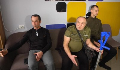 "Окопи штурмувати легше, ніж бюрократію": у Хмельницькому відкрили "Простір турботи про ветерана" "Окопи штурмувати легше, ніж бюрократію": у Хмельницькому відкрили "Простір турботи про ветерана"