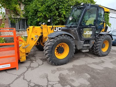 У Житомирі під час опалювального сезону цілодобово чергуватимуть п’ять аварійних бригад У Житомирі під час опалювального сезону цілодобово чергуватимуть п’ять аварійних бригад