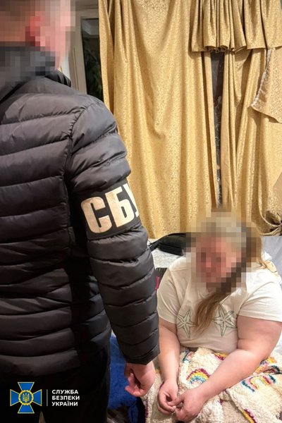 Правоохоронці затримали жінку з Одещини, яку підозрюють у підготовці теракту в Житомирі Правоохоронці затримали жінку з Одещини, яку підозрюють у підготовці теракту в Житомирі