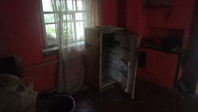 "Діти дуже недоглянуті, брудні, напівголодні". У Кривому Розі у жінки вилучили двох дітей "Діти дуже недоглянуті, брудні, напівголодні". У Кривому Розі у жінки вилучили двох дітей