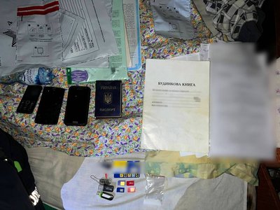 Утримував у гаражі і змушував працювати: на Київщині затримали "рабовласника" Утримував у гаражі і змушував працювати: на Київщині затримали "рабовласника"