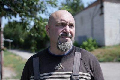 "Ця вигрібна яма нічийна": Хто має відповідати за витік стоків у приватному секторі на вул. Чорновола у Сумах