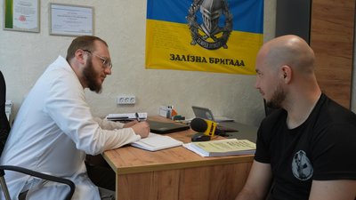 Панічні атаки на тлі війни: як допомагають військовим і цивільним у Хмельницькому