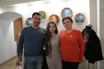 Власна виставка в 11 років: що надихає 11-річну художницю з Сум Власна виставка в 11 років: що надихає 11-річну художницю з Сум