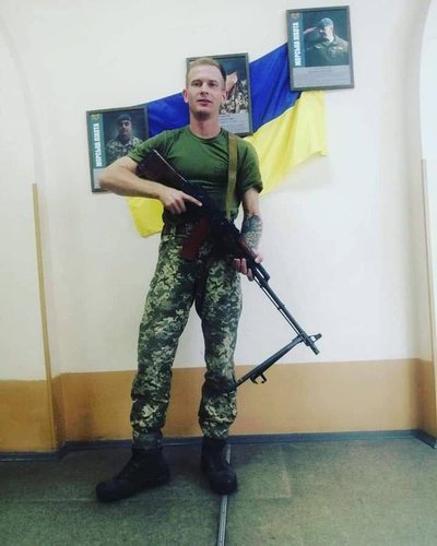 «Був захисником не тільки нашої країни, але і нашої родини»: спогади сестри про загиблого Героя України з Одещини «Був захисником не тільки нашої країни, але і нашої родини»: спогади сестри про загиблого Героя України з Одещини