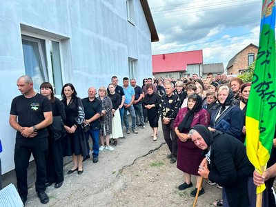 прощання з бійцем, похорон прощання з бійцем, похорон
