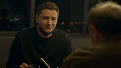 серіал “Перші дні” (рецензія) серіал “Перші дні” (рецензія)