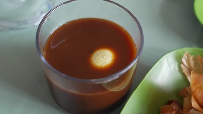Відродження традиційного мистецтва: вінничанка створює писанки з природних барвників Відродження традиційного мистецтва: вінничанка створює писанки з природних барвників