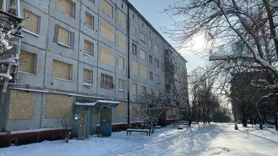 Будинок без опалення пошкоджений російським обстрілом 6 січня Краматорськ Донецька область 16 січня 2026 рік Будинок без опалення пошкоджений російським обстрілом 6 січня Краматорськ Донецька область 16 січня 2026 рік
