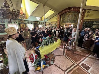 У Сумах попрощалися з молодшим сержантом Андрієм Жуком У Сумах попрощалися з молодшим сержантом Андрієм Жуком