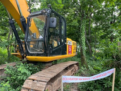 Роботи на вулиці Кримській в Ужгороді: місцеві жителі підозрюють, що будівництво незаконне