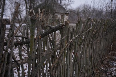 "Коріння тут – тут хай і ховають". Як живуть останні жителі села Нечаївське на Сумщині "Коріння тут – тут хай і ховають". Як живуть останні жителі села Нечаївське на Сумщині