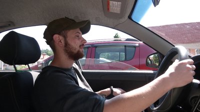 На Рівненщині ветерани та люди з інвалідністю безплатно вчаться водити автомобіль На Рівненщині ветерани та люди з інвалідністю безплатно вчаться водити автомобіль