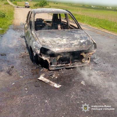 У Вовчанській громаді БпЛА поцілив в автомобіль У Вовчанській громаді БпЛА поцілив в автомобіль