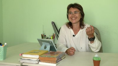 "На одній хвилі з дітьми": репетиторка з Чернігова їздить на байку та знімає відео для TikTok "На одній хвилі з дітьми": репетиторка з Чернігова їздить на байку та знімає відео для TikTok