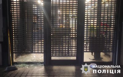 Атака безпілотників на Київщині: уламками пошкоджений будинок Атака безпілотників на Київщині: уламками пошкоджений будинок