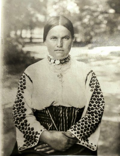 Дарина Чорнописька 1905 року народження. Село Погорілівка, 1923 рік