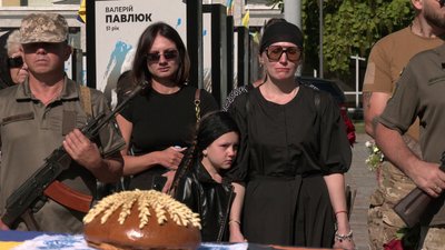 Із бійцем третьої штурмової Володимиром Розумцем попрощались у Рівному Із бійцем третьої штурмової Володимиром Розумцем попрощались у Рівному