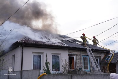 У Черкасах горів житловий будинок: що відомо