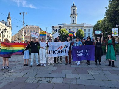 Акція ЛГБТК+ у Чернівцях Акція ЛГБТК+ у Чернівцях