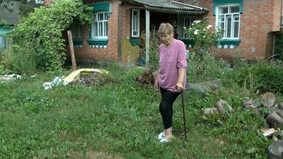 "Страшно, гвинтокрили літали": історія жінки з Херсонщини, яка переїхала на Вінниччину "Страшно, гвинтокрили літали": історія жінки з Херсонщини, яка переїхала на Вінниччину