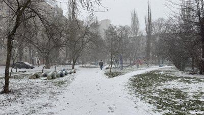 Перший сніг у Миколаєві: фоторепортаж Перший сніг у Миколаєві: фоторепортаж