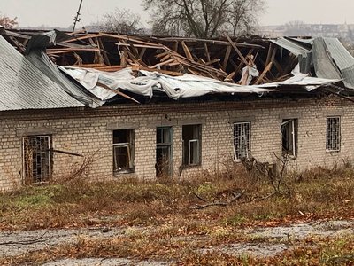 Внаслідок удару по Дніпру є пошкодження у центрі реабілітації для людей з інвалідністю