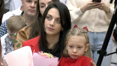 поспішайки поспішайки