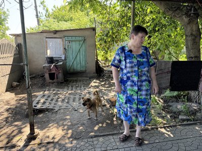 “Машина їде — вже боїмося”. Як живе Шабельківка за 10 кілометрів від Краматорська “Машина їде — вже боїмося”. Як живе Шабельківка за 10 кілометрів від Краматорська