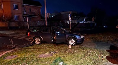 Двох людей ушпиталили: слідчі з'ясовують обставини ДТП у Черкасах Двох людей ушпиталили: слідчі з'ясовують обставини ДТП у Черкасах