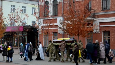 На Чернігівщині попрощалися з чотирма військовими ЗСУ