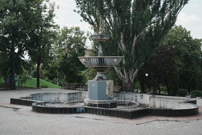 Аварійний стан Соборного скверу у Харкові 3 Аварійний стан Соборного скверу у Харкові 3