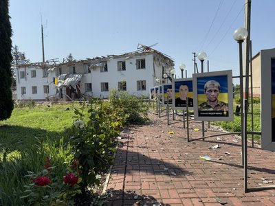 Війська РФ атакували Буринську громаду на Сумщині: є травмована Війська РФ атакували Буринську громаду на Сумщині: є травмована