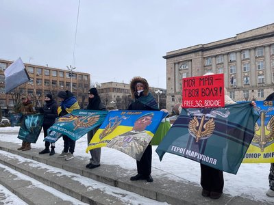 у Черкасах відбулася акція "Не мовчи — полон вбиває" у Черкасах відбулася акція "Не мовчи — полон вбиває"