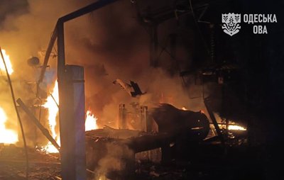 РФ обстріляла енергооб'єкти та підприємство Одещини