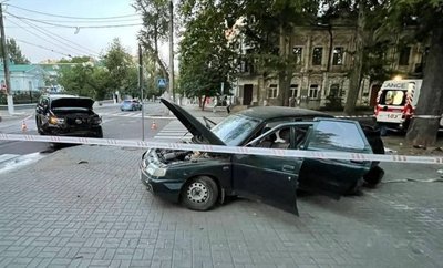 Пошкоджені внаслідок зіткнення машини, 29 червня Пошкоджені внаслідок зіткнення машини, 29 червня