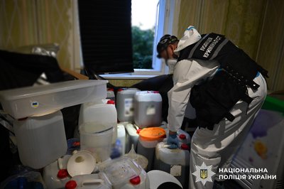 Спецоперація "Рубікон": поліція вилучила наркотиків на 70 млн грн Спецоперація "Рубікон": поліція вилучила наркотиків на 70 млн грн