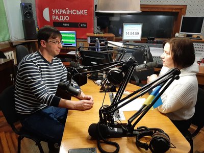 "Бог серед людей, де є любов між ними": рівненський культуролог розповів про сенс Різдва для українців в умовах війни "Бог серед людей, де є любов між ними": рівненський культуролог розповів про сенс Різдва для українців в умовах війни