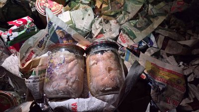 Прострочена гуманітарна допомога чи резерв громади у Барі на Вінниччині: що кажуть у міськраді та поліції Прострочена гуманітарна допомога чи резерв громади у Барі на Вінниччині: що кажуть у міськраді та поліції