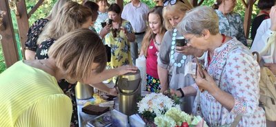 Збірку ронделів "Блакитне суцвіття", Юлія Бондючна, 17 липня 2026, Тернопіль Збірку ронделів "Блакитне суцвіття", Юлія Бондючна, 17 липня 2026, Тернопіль