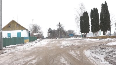 Жителі села поблизу Житомира хочуть перейменувати вулицю на честь загиблого льотчика Жителі села поблизу Житомира хочуть перейменувати вулицю на честь загиблого льотчика