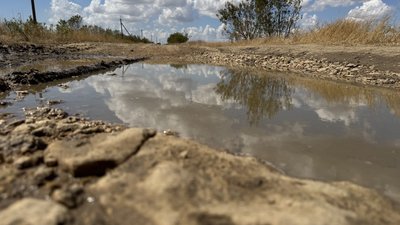 Неможливо проїхати: жителі двох сіл на Миколаївщині скаржаться на стан доріг Неможливо проїхати: жителі двох сіл на Миколаївщині скаржаться на стан доріг
