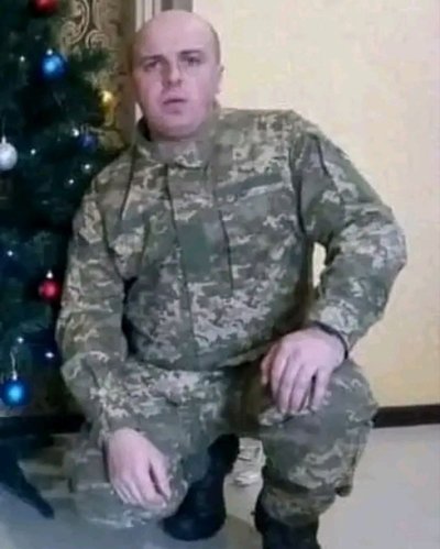 Потрапив у полон у Маріуполі 3 роки тому: подробиці повернення додому Сергія Бондаря з Житомирщини Потрапив у полон у Маріуполі 3 роки тому: подробиці повернення додому Сергія Бондаря з Житомирщини
