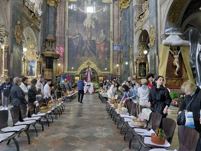 Освячення кошиків у Гарнізонному храмі Петра і Павла, 19 квітня 2025