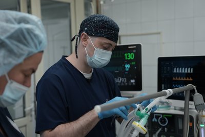 Ровесник незалежності. 35-річний анестезіолог з Дніпра про медицину, Майдан та мрії на майбутнє Ровесник незалежності. 35-річний анестезіолог з Дніпра про медицину, Майдан та мрії на майбутнє