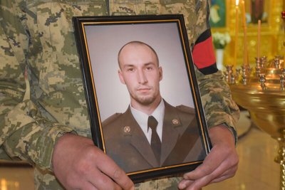 У Луцьку попрощалися з військовослужбовцями Іваном Остапчуком та Максимом Мачулою У Луцьку попрощалися з військовослужбовцями Іваном Остапчуком та Максимом Мачулою